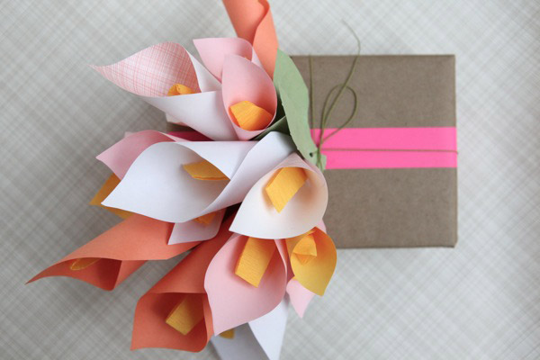 PequeOcio » Ideas para envolver regalos: flores de papel