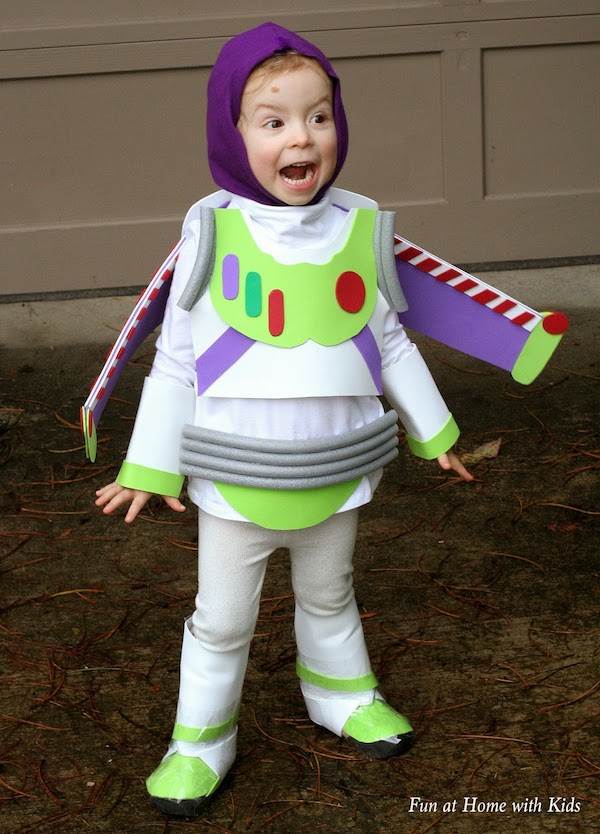 Buzz Lightyear DIY Costume Buzz Lightyear DIY Costume