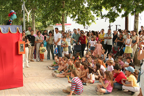 Feria Del Libro En El Parque De El Retiro