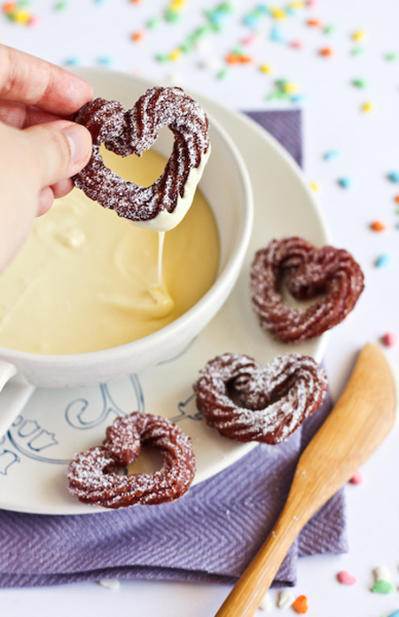 Churros con chocolate blanco, ¡qué originales! - Pequeocio