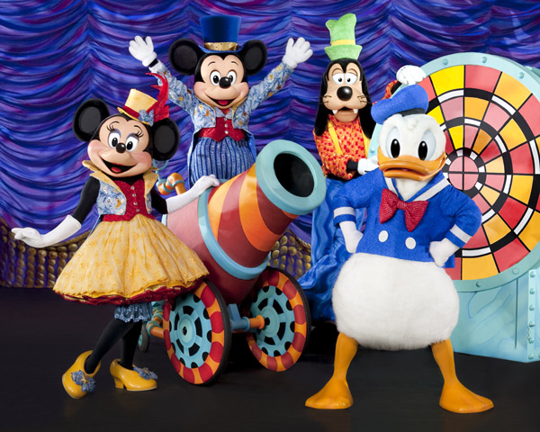 Mickey Minnie Goofy Donald