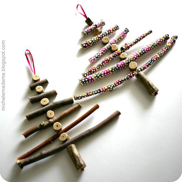 adornos de navidad hechos con ramitas