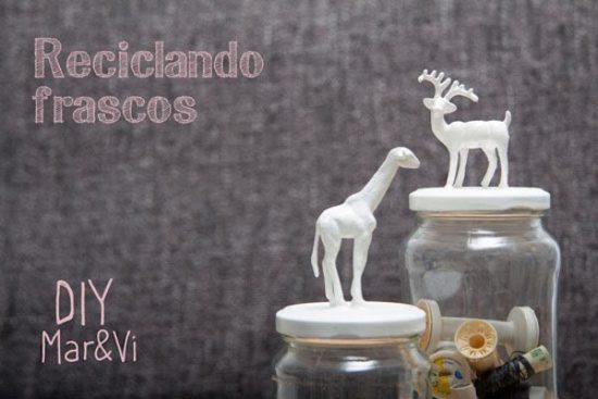 frascos de cristal con animalitos