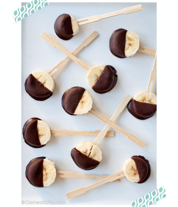 piruletas de platano y chocolate