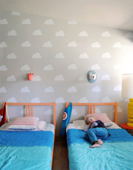 decorar la habitacion infantil con stencil