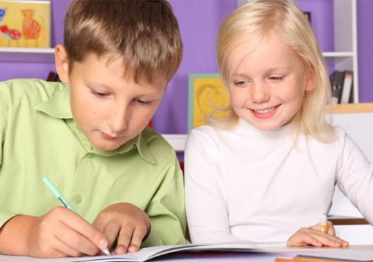 Talleres infantiles en Navidad: Aprender jugando