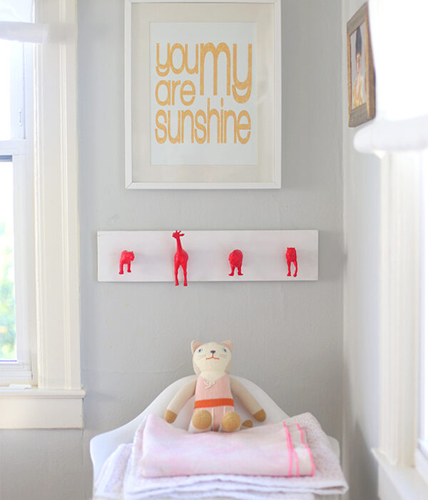 un perchero original para la habitación infantil