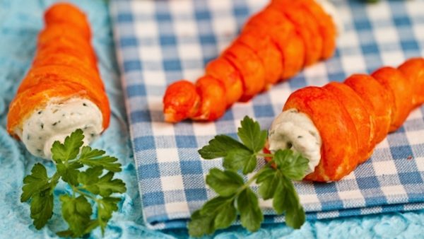divertidas zanahorias de hojaldre rellenas