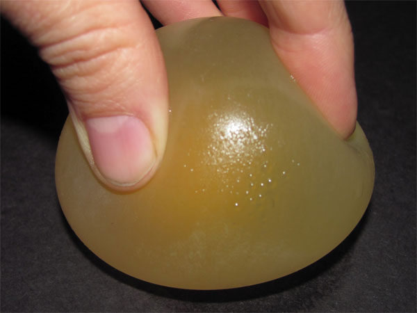 El huevo transparente, un divertido experimento infantil