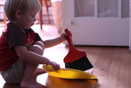 10 consejos para lograr que los niños ayuden en casa