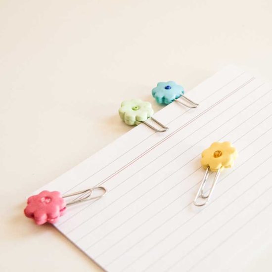 Clip Decorados Con Pasta Moldeable Y Rocallas