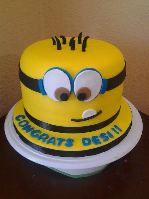 Tarta De Cumpleaños De Los Minions