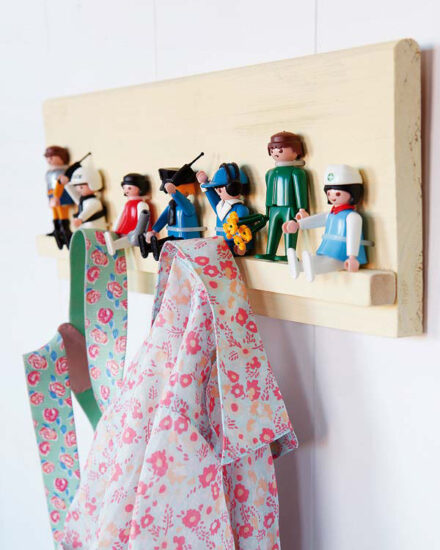 Percheros de pared para la habitación infantil