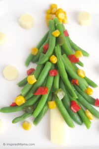 Árbol De Navidad Del Día De Navidad Decorado Con Estrellas Y Luces En Nieve 1318614 90