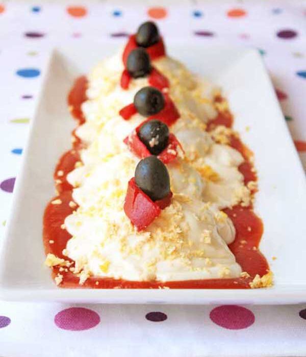 Huevos rellenos