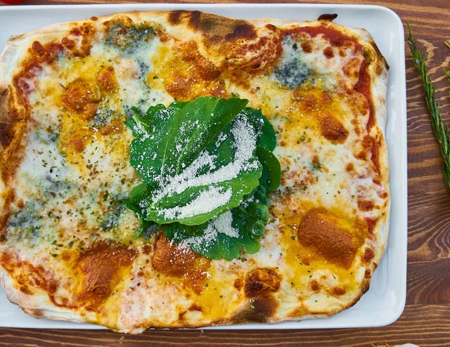 Cómo hacer la mejor pizza casera del mundo 11 pizza 4 quesos