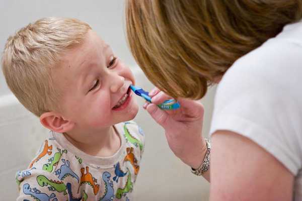 Consejos sobre la higiene bucal infantil