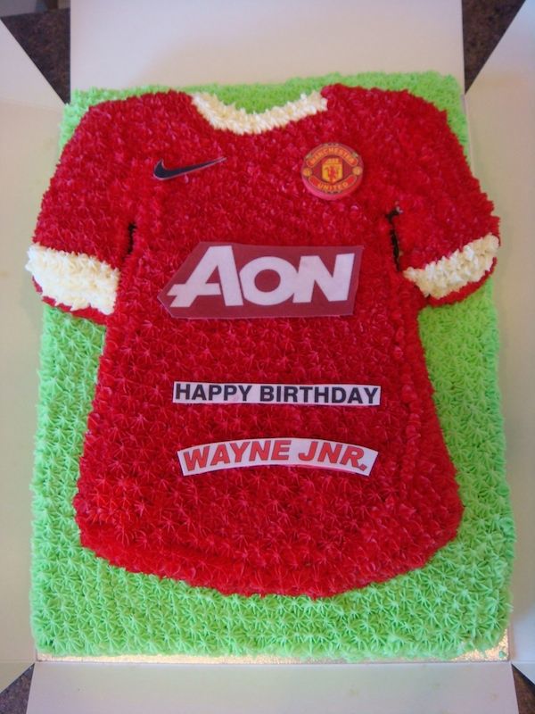 Tarta fácil en forma de camiseta