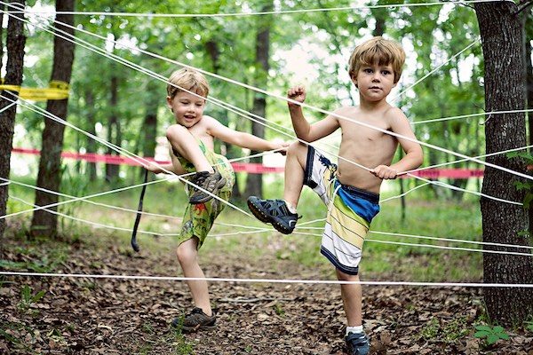 Juegos infantiles al aire libre