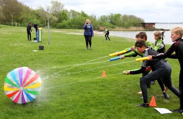 5 JUEGOS DE PELOTAS para niños (¡muy divertidos!) -