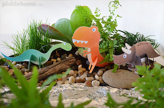 Manualidades para niños de dinosaurios