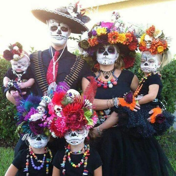 toda la vida trolebús Múltiple Cómo hacer un disfraz casero de calavera mexicana o Catrina del Día de  Muertos - Pequeocio