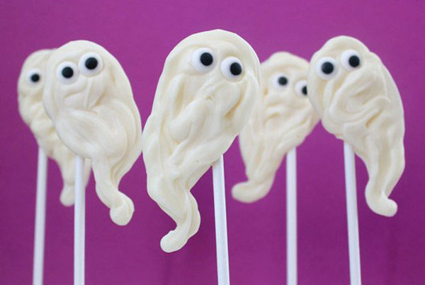 recetas de Halloween: piruletas fantasma de chocolate blanco