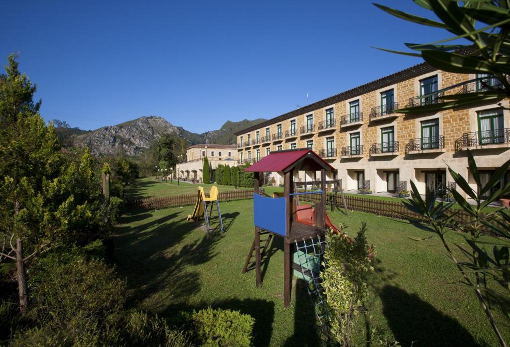 Casas Rurales En Asturias Para Niños Parador De Cangas De Onís