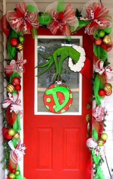 Puertas de Navidad decoradas