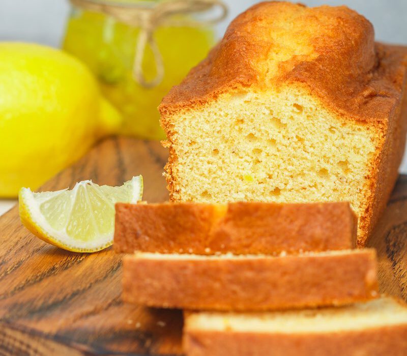 cómo hacer bizcocho de yogur fácil