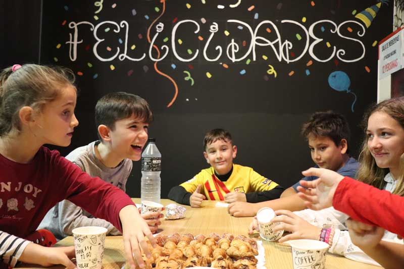 cumpleaños temático en escape room para niños en Barcelona
