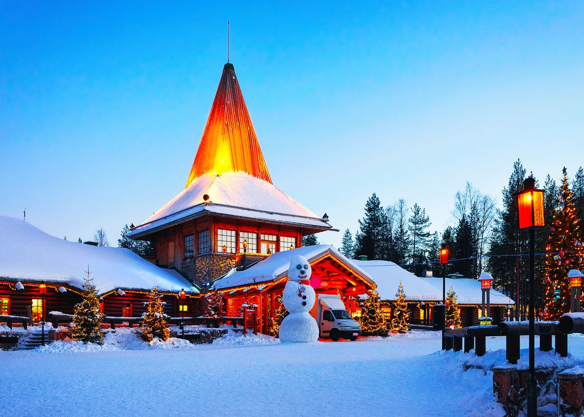 Pueblo De Papá Noel En Rovaniemi, Laponia, Finlandia