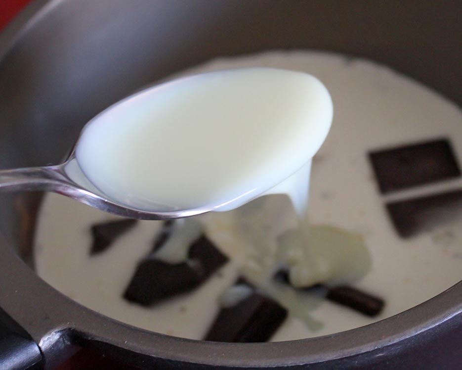 Chocolate Con Nata Y Leche Condensada