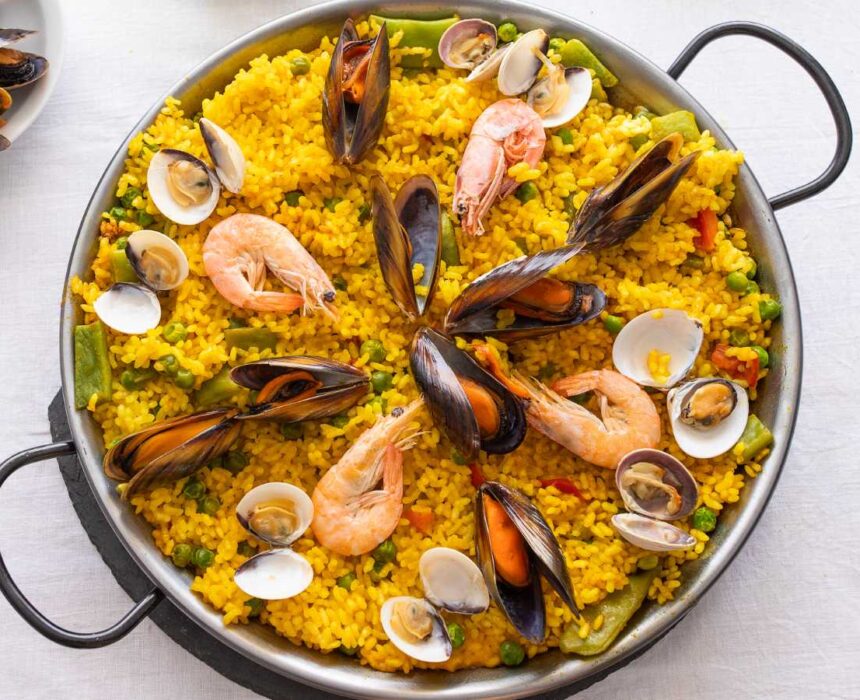 Paella de marisco receta fácil