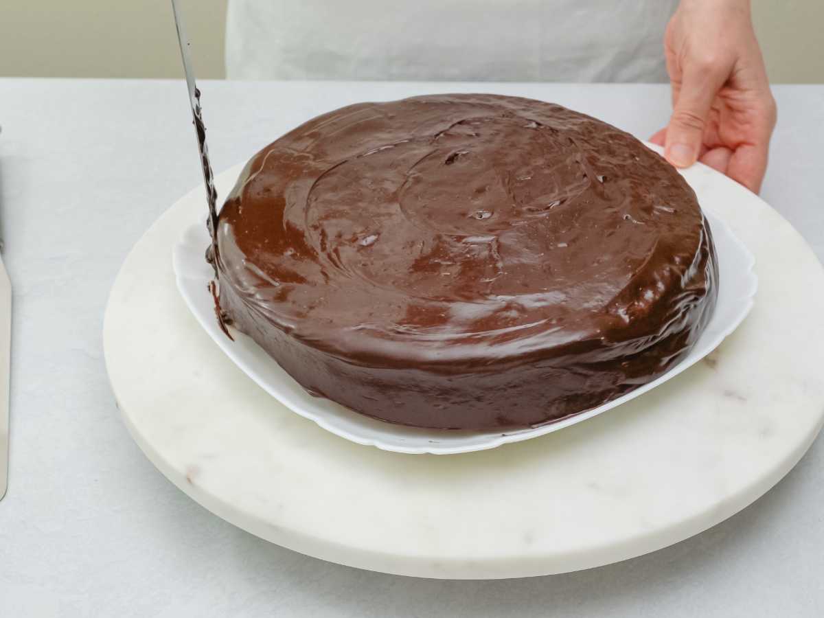 Glasear Tarta Sacher