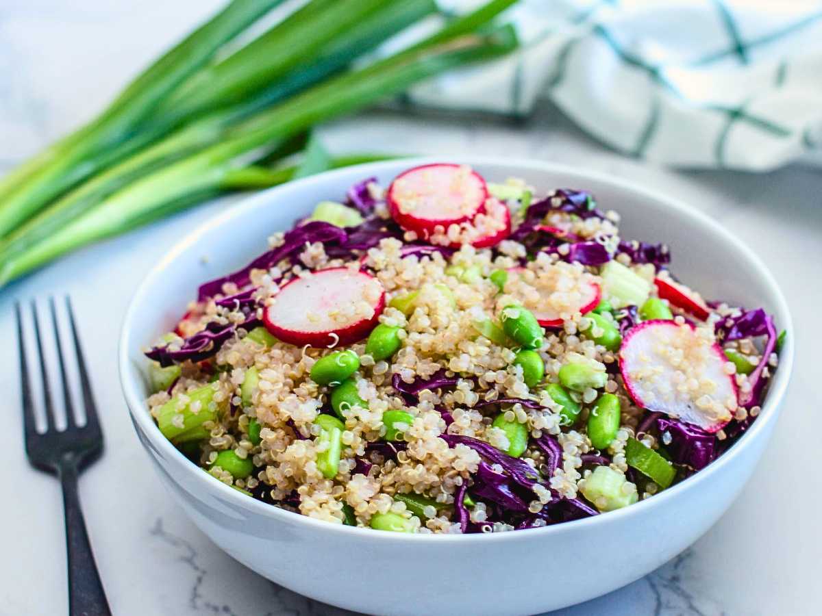 Ensalada De Quinoa (10 Recetas Fáciles De Ensaladas Con Quinoa) - Pequeocio Ensalada Saludable De Quinoa