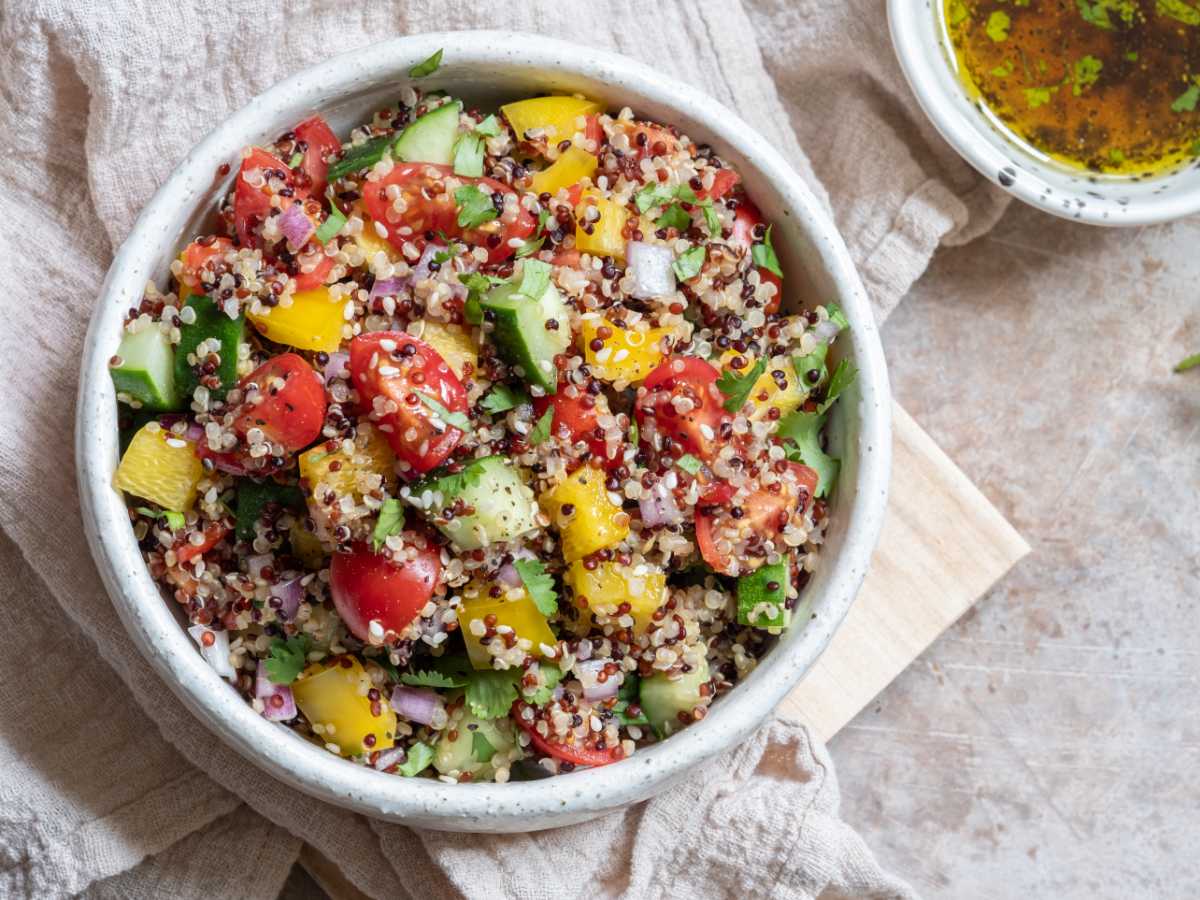 Ensalada De Quinoa (10 Recetas Fáciles De Ensaladas Con Quinoa) - Pequeocio Ensalada Tabbouleh Con Quinoa