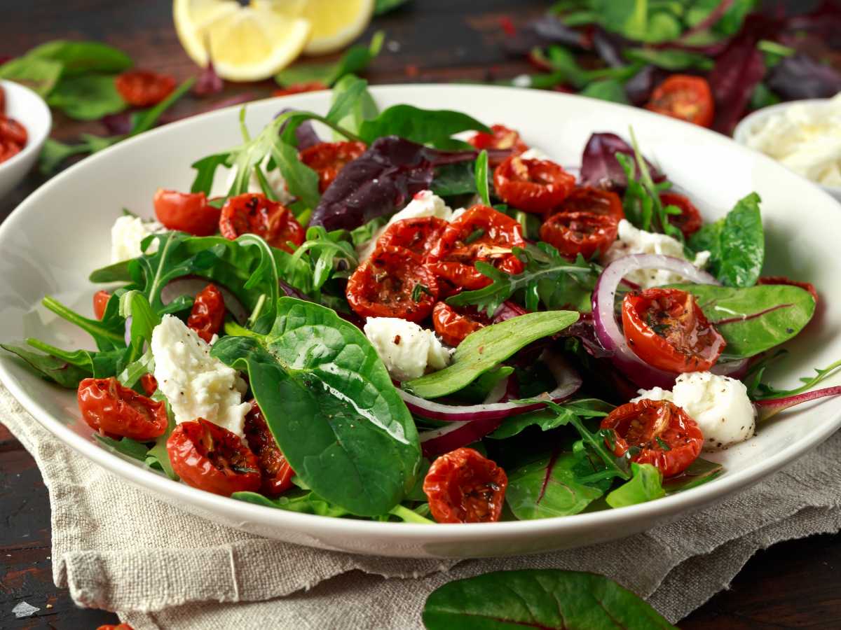 Ensalada De Tomate (15 Ensaladas Con Tomate Frescas Y Ricas) - Pequeocio Ensalada Con Tomates Secos