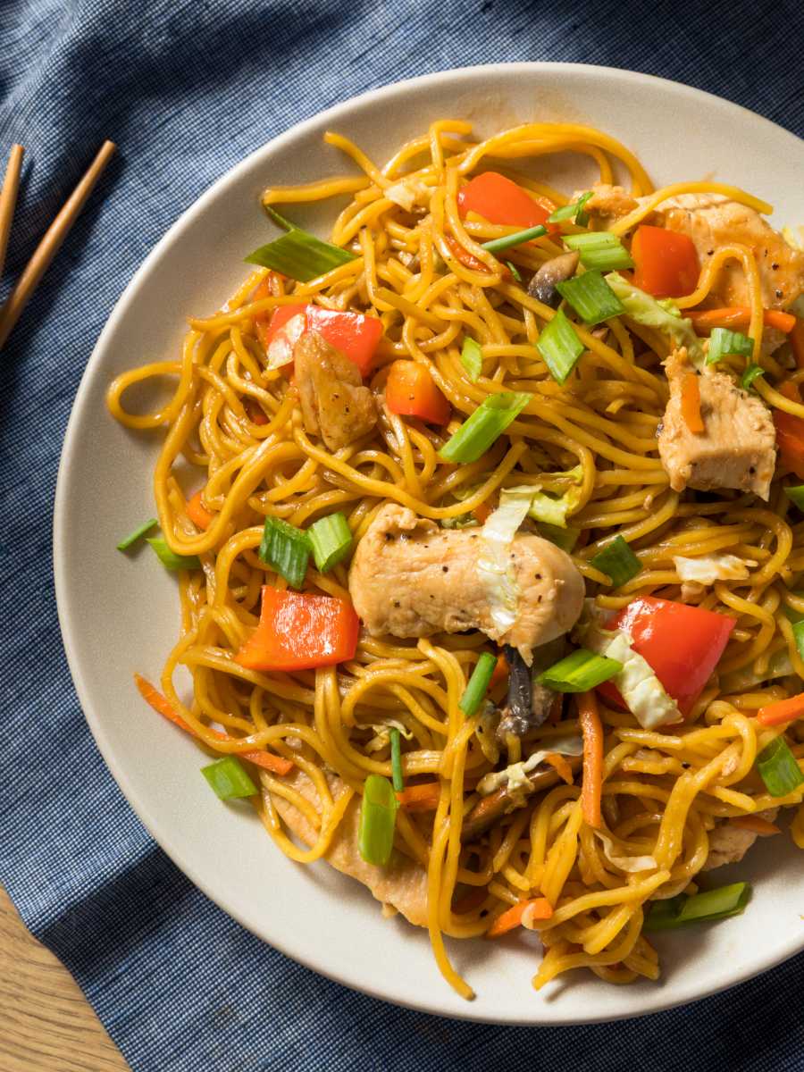 Fideos Chinos Con Pollo
