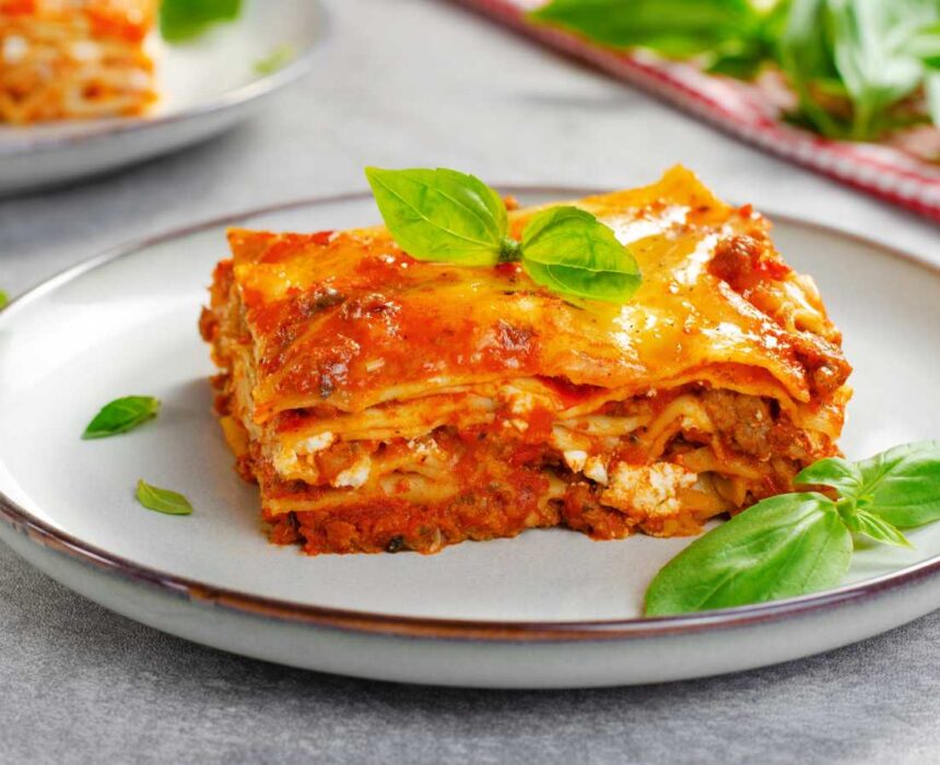 Cómo se hace la lasaña de carne con boloñesa