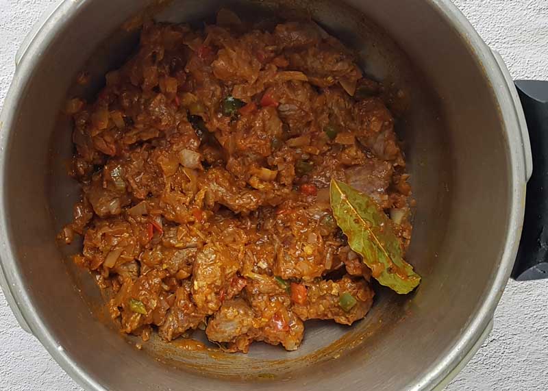 Guiso De Goulash Hungaro