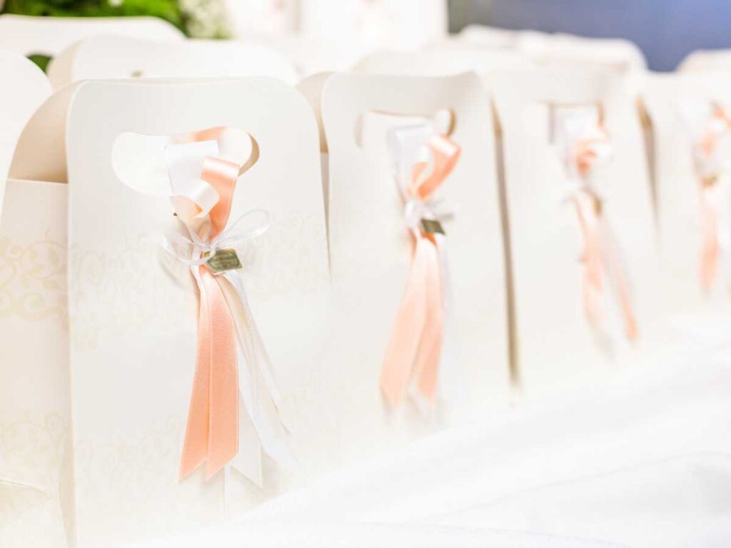 Regalos Prácticos Para Disfrutar En Familia En Casa: Cómo Elegir Detalles Que No Acaban Olvidados En Un Cajón - Pequeocio Regalos Para Invitados