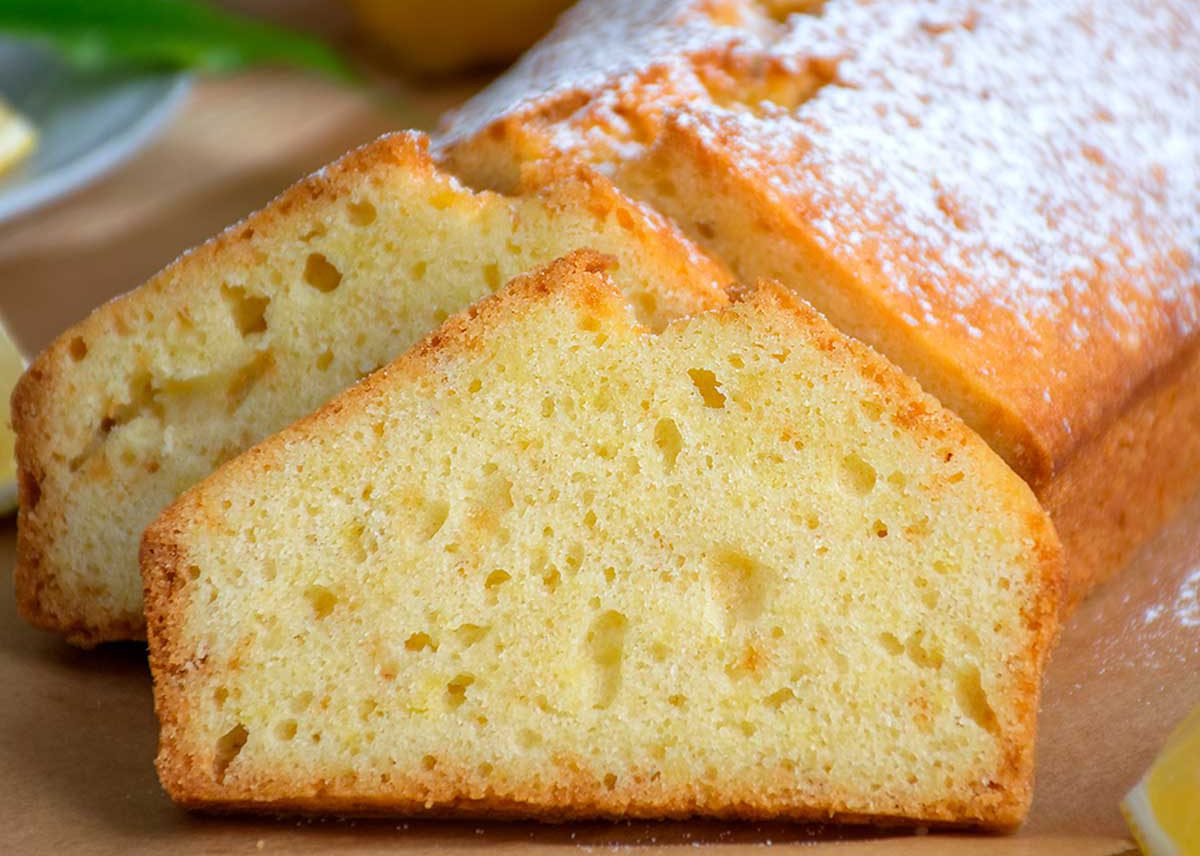 Bizcocho de limón sin gluten (esponjoso y suave)