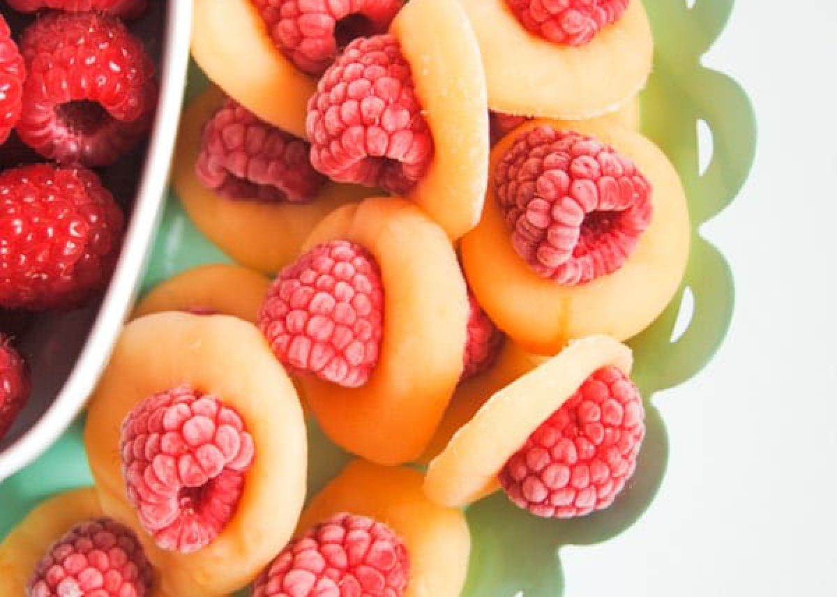 Bombones helados de yogur y fruta